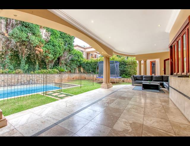 4 BEDROOM HOUSE FOR SALE IN BRYANSTON